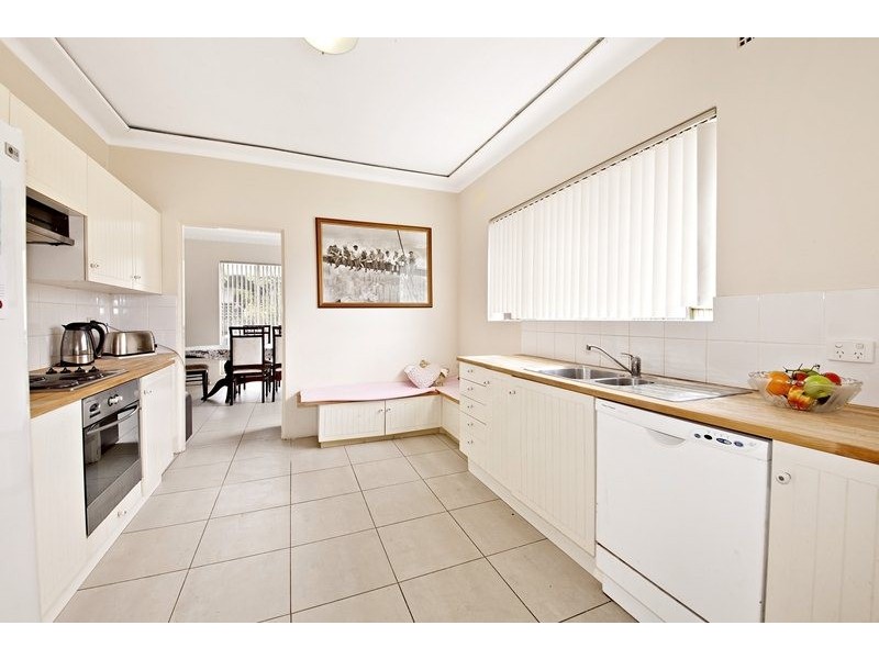 2A Llewellyn Street, Rhodes NSW 2138