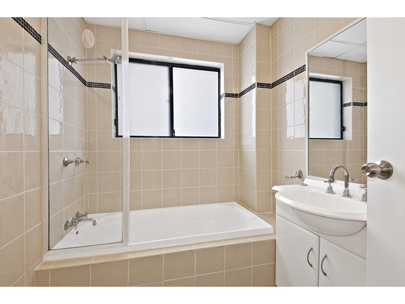 10/5-7 Exeter Road, Homebush West NSW 2140