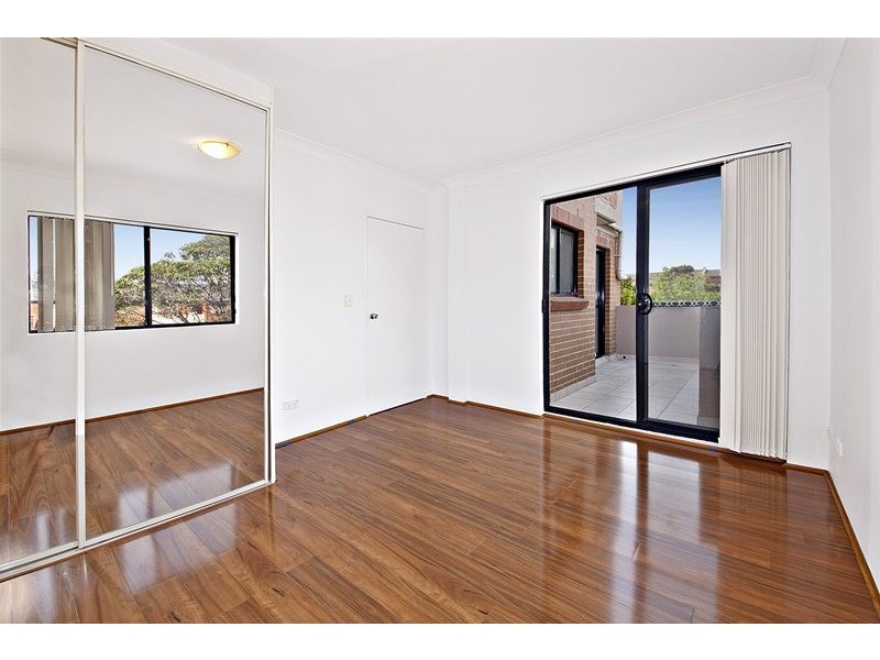 10/5-7 Exeter Road, Homebush West NSW 2140