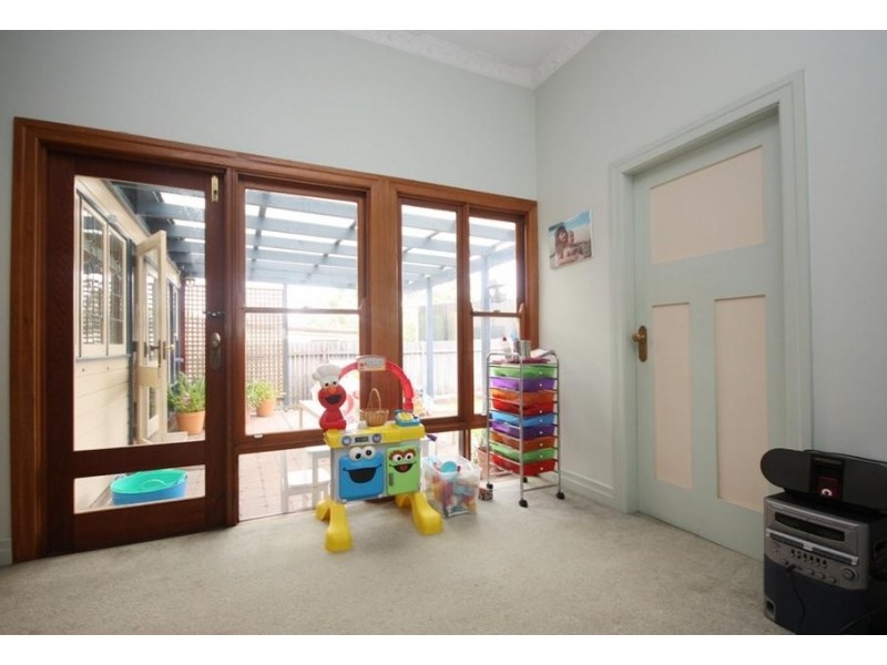 Russell Lea NSW 2046