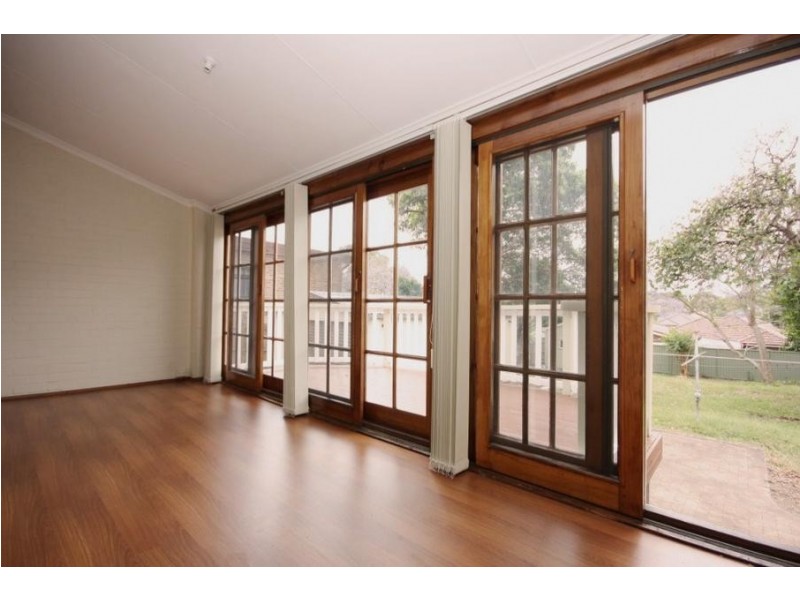 5 Phoenix Avenue, Concord West NSW 2138