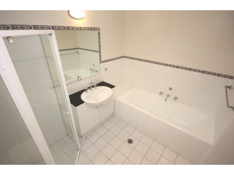 1/9 Thorpe Avenue, Liberty Grove NSW 2138