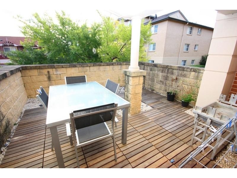 1/9 Thorpe Avenue, Liberty Grove NSW 2138