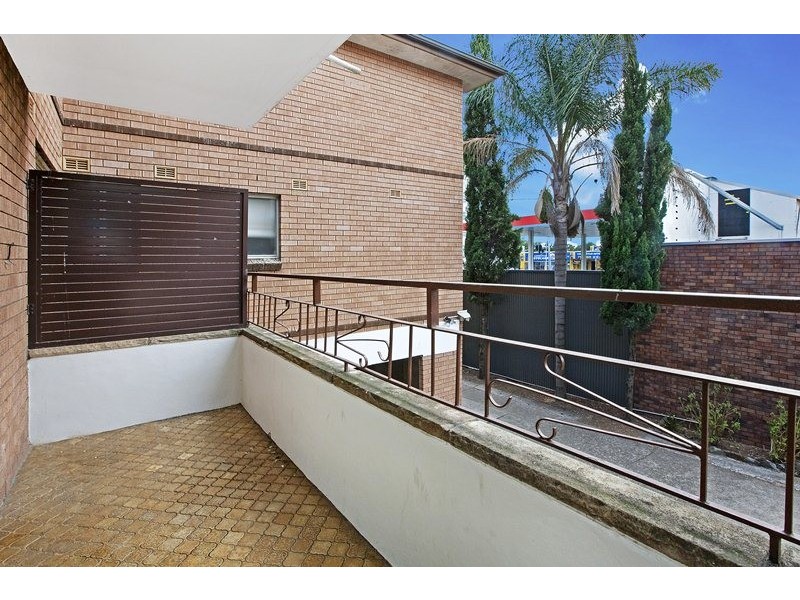 8/22 Neil Street, Merrylands NSW 2160