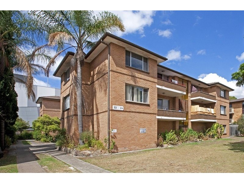 8/22 Neil Street, Merrylands NSW 2160