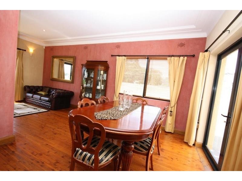 Russell Lea NSW 2046