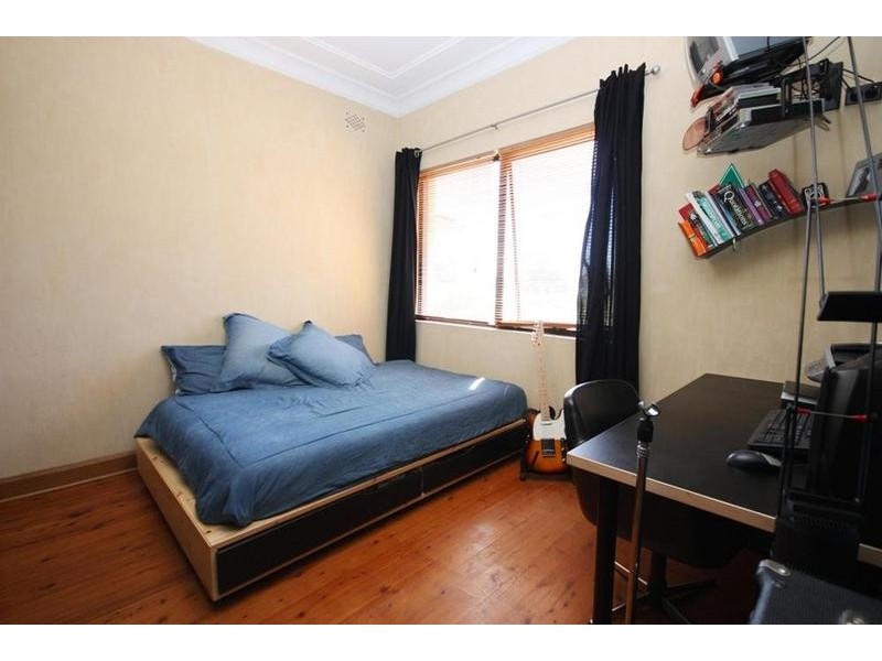 Russell Lea NSW 2046