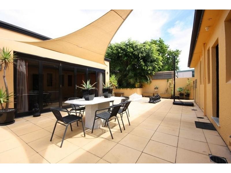 Russell Lea NSW 2046