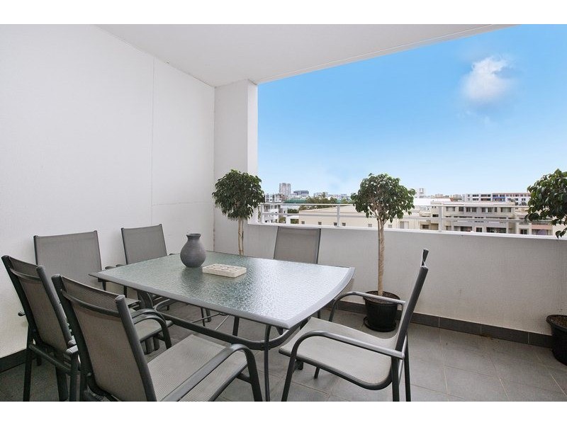 607/37 Amalfi Drive, Wentworth Point NSW 2127