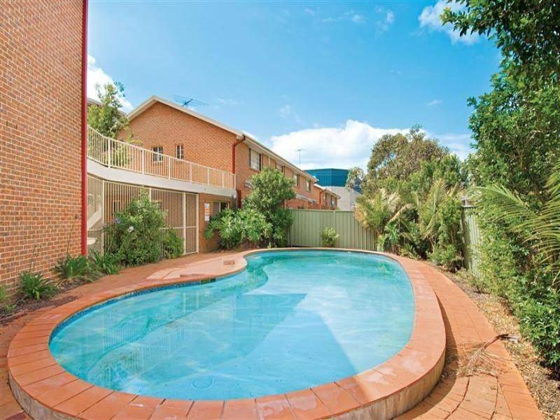 11/3-5 Post Office Street, Carlingford NSW 2118