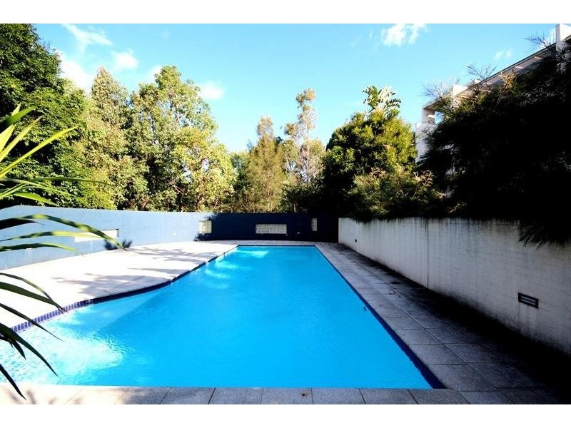 5 Owens Ave, Newington NSW 2127