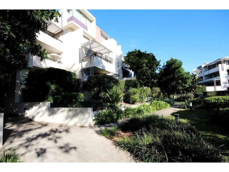 5 Owens Ave, Newington NSW 2127