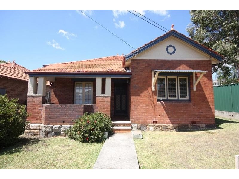 Russell Lea NSW 2046