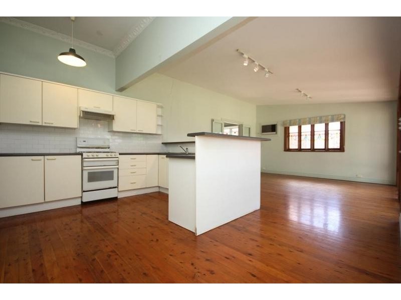 Russell Lea NSW 2046