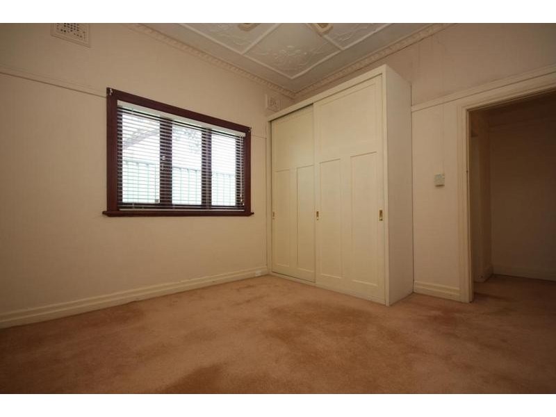 Russell Lea NSW 2046