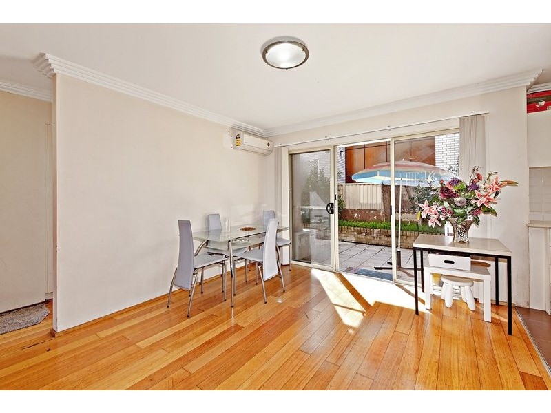 2/46 Northumberland Road, Auburn NSW 2144