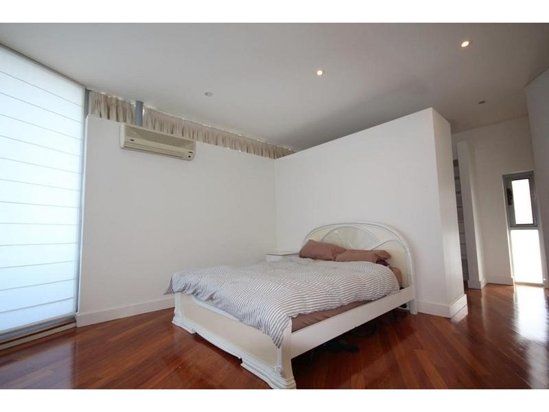 Russell Lea NSW 2046