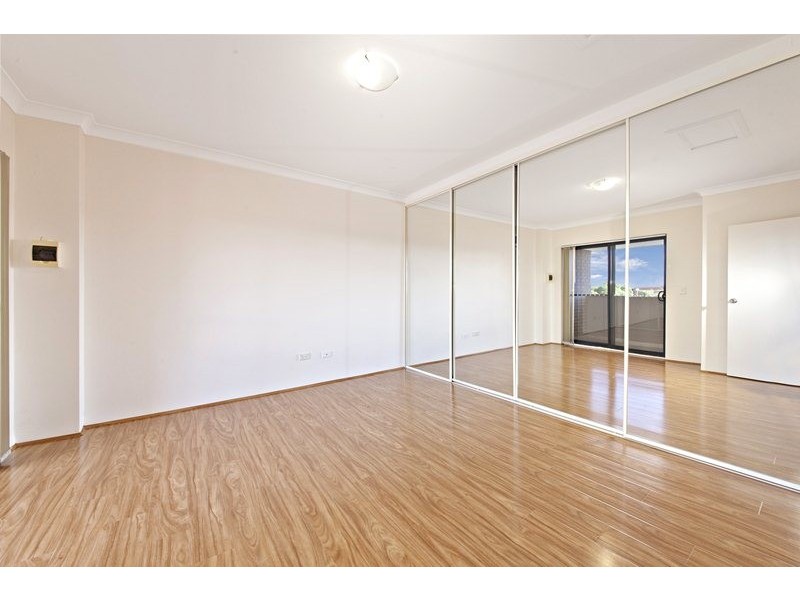21/5-7 Exeter Road, Homebush West NSW 2140