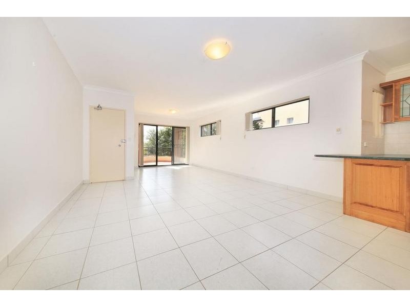 1/74 Beaconsfield Road, Silverwater NSW 2128