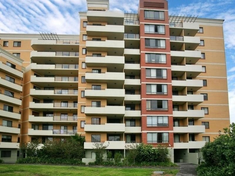 Strathfield NSW 2135