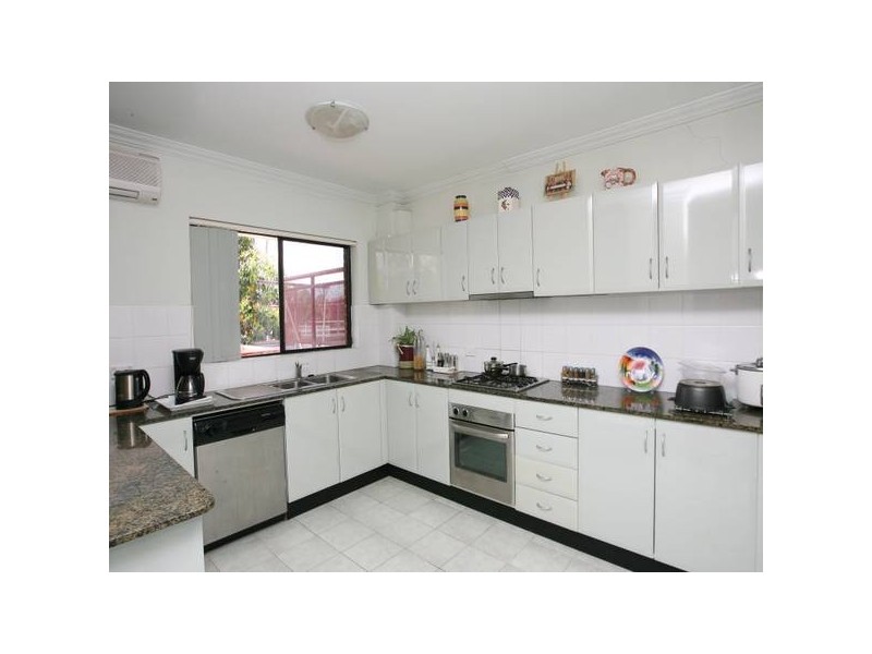 5/25 Portico Pde, Toongabbie NSW 2146