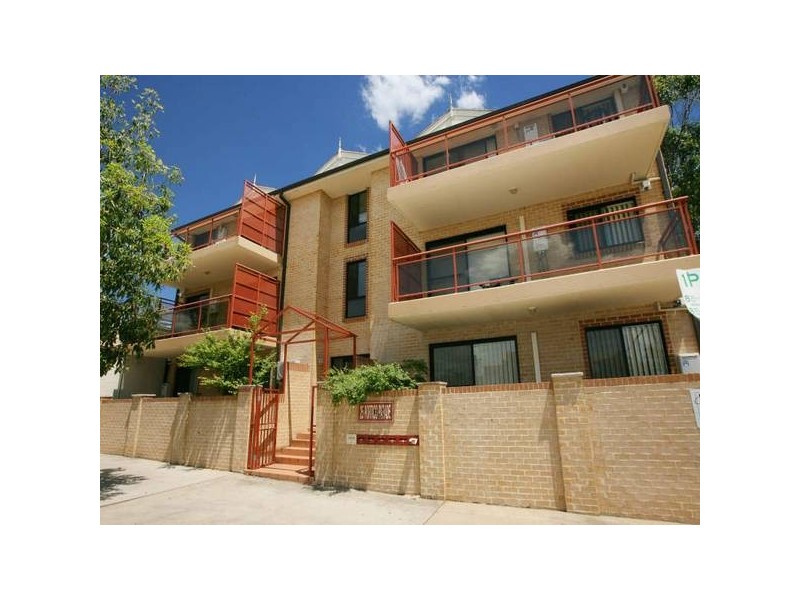 5/25 Portico Pde, Toongabbie NSW 2146