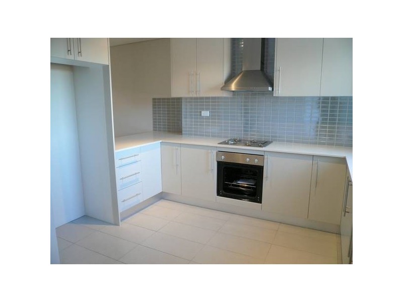 2/25 North Parade, Campsie NSW 2194