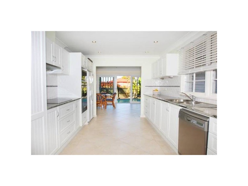 8 Wiggins Place, Concord NSW 2137