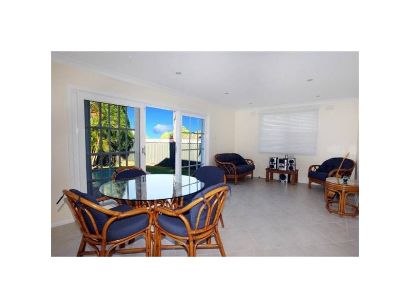 8 Wiggins Place, Concord NSW 2137