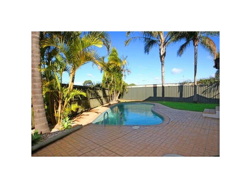 8 Wiggins Place, Concord NSW 2137