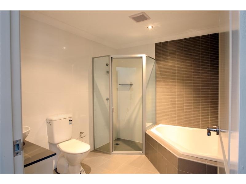 10/25 North Parade, Campsie NSW 2194