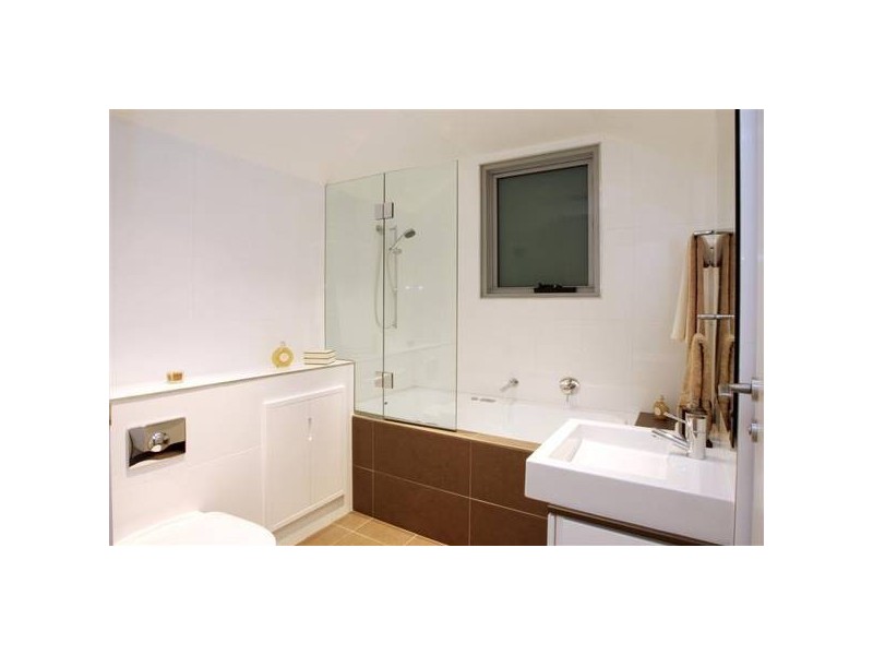 32 Majors Bay Rd, Concord NSW 2137