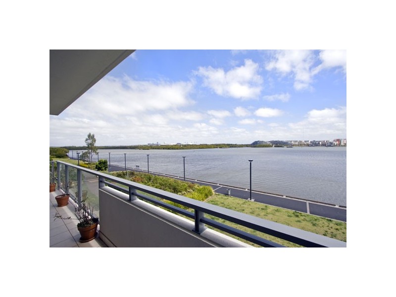 202/17 Jean Wailes Avenue, Rhodes NSW 2138