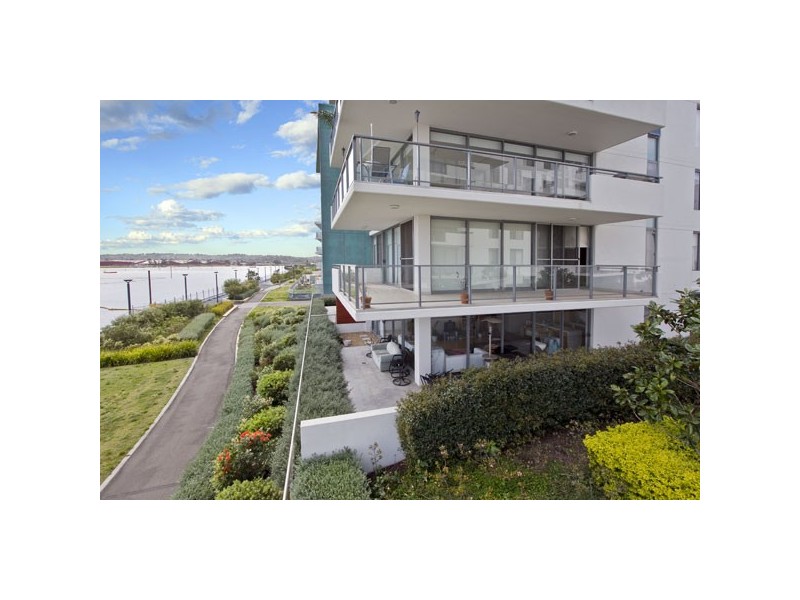 202/17 Jean Wailes Avenue, Rhodes NSW 2138