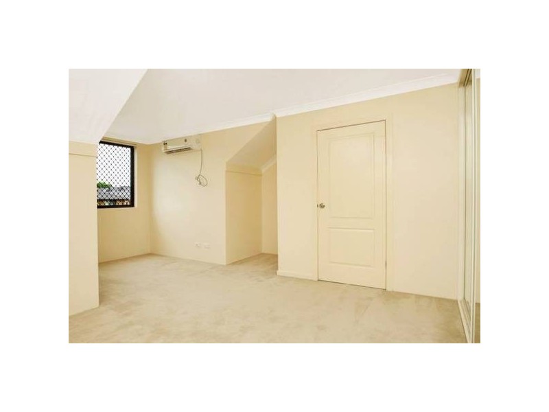 18/18 Hornsey Road, Homebush West NSW 2140