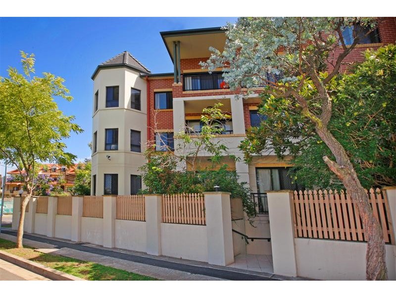 4/30 Gordon Street, Burwood NSW 2134