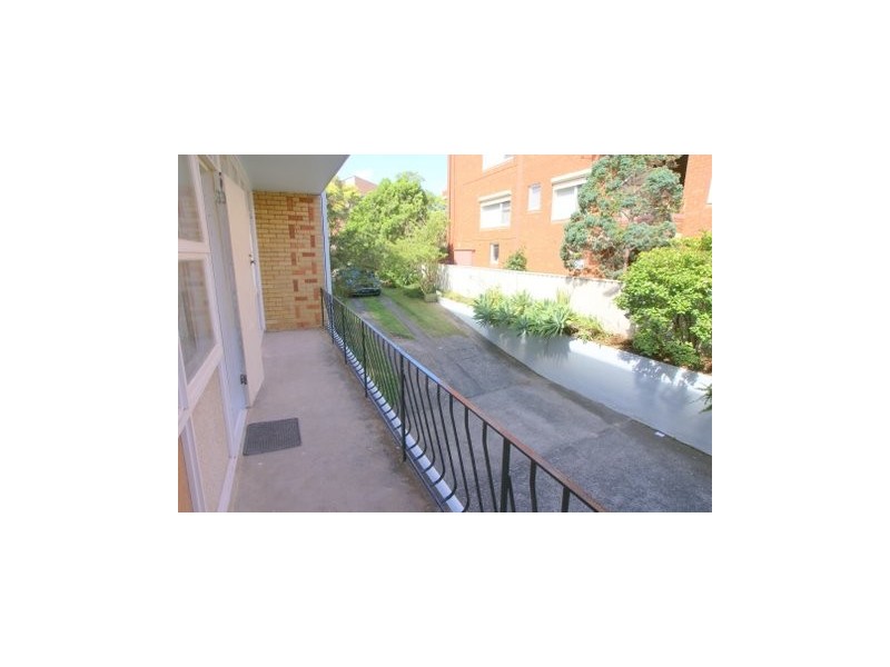 Brighton-le-sands NSW 2216