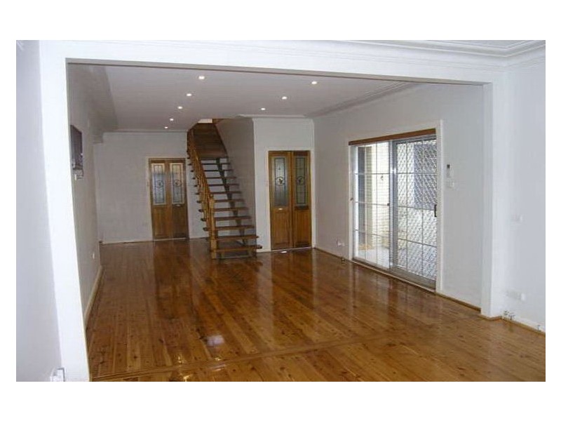 7 Stephen St, Penshurst NSW 2222