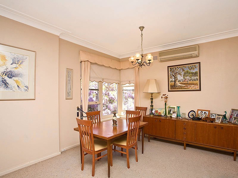 5 Parkside Drive, Blakehurst NSW 2221