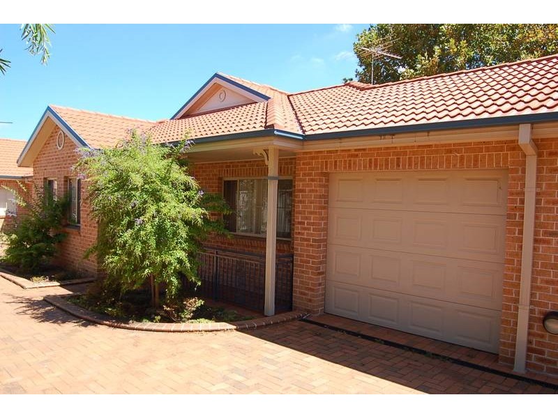 2/16 Myall Street, Oatley NSW 2223