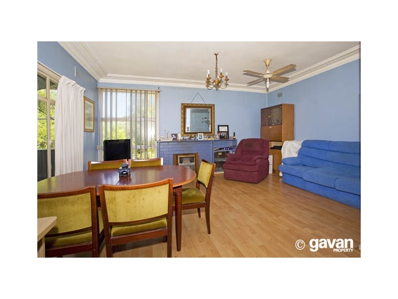 2 Roberts Avenue, Mortdale NSW 2223