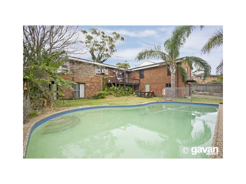 1 Pine Street, Lugarno NSW 2210
