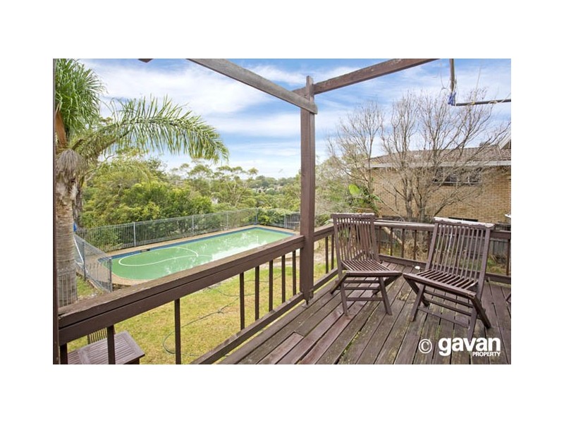 1 Pine Street, Lugarno NSW 2210