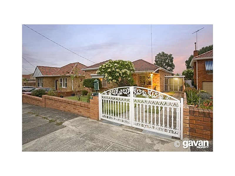 7 Paris Street, Carlton NSW 2218