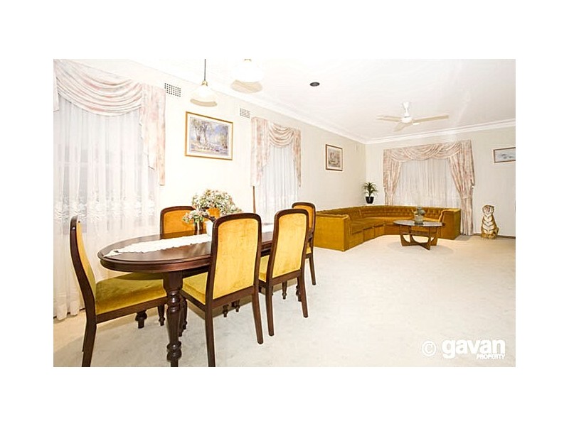 7 Paris Street, Carlton NSW 2218