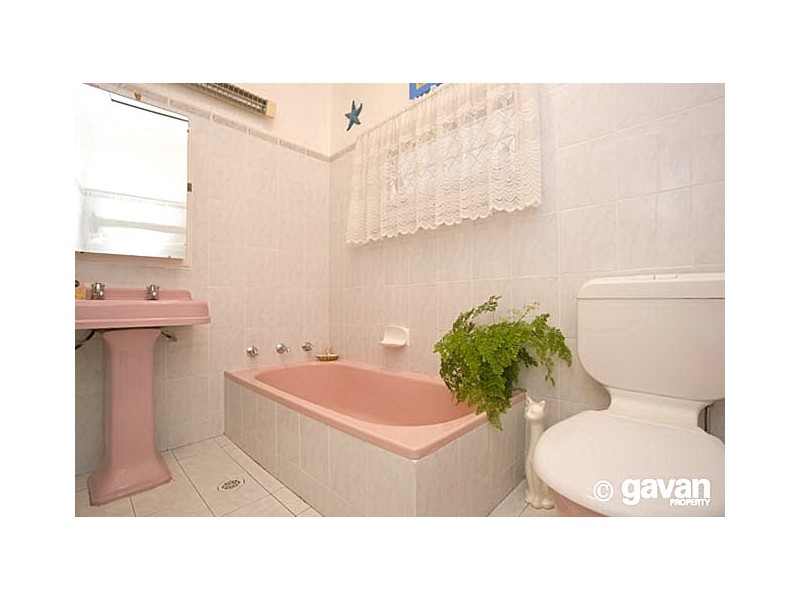 7 Paris Street, Carlton NSW 2218