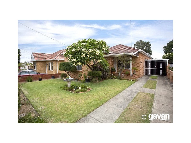 7 Paris Street, Carlton NSW 2218