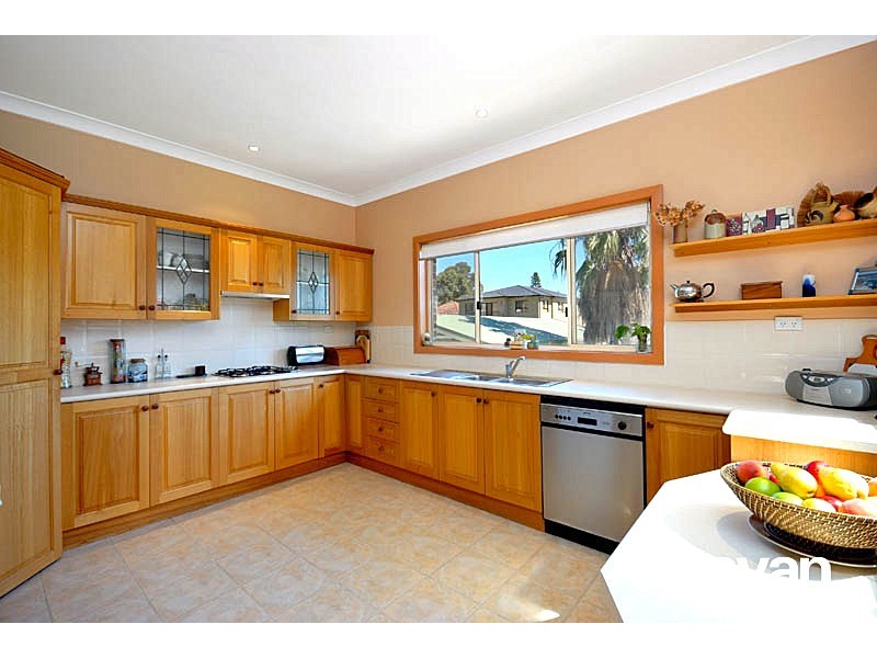 15 Cheddar Street, Blakehurst NSW 2221