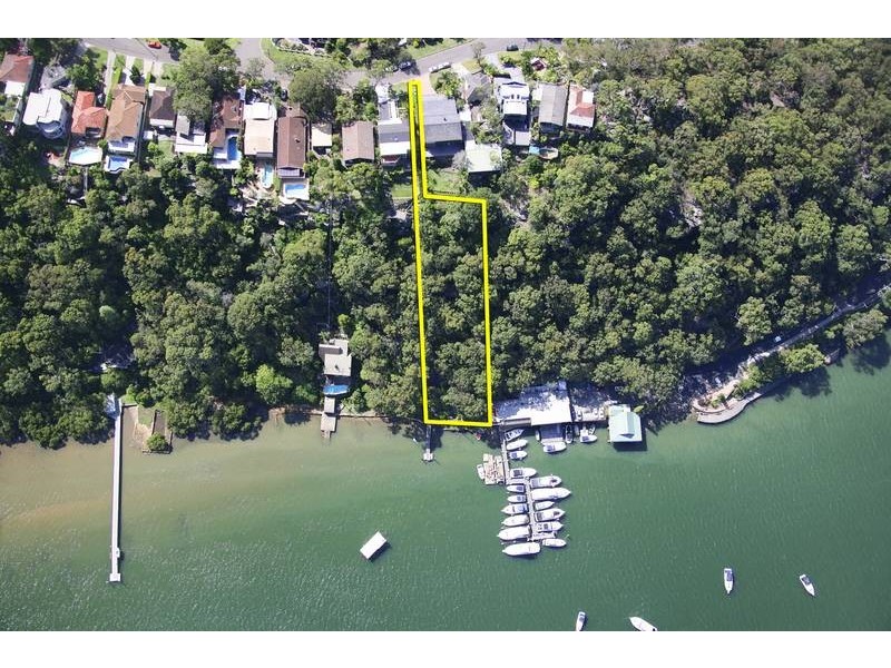 170 Lugarno Parade, Lugarno NSW 2210