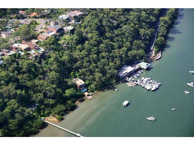 170 Lugarno Parade, Lugarno NSW 2210